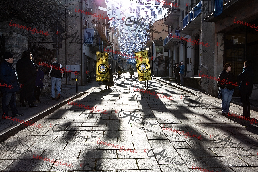 1863_DM3_2056