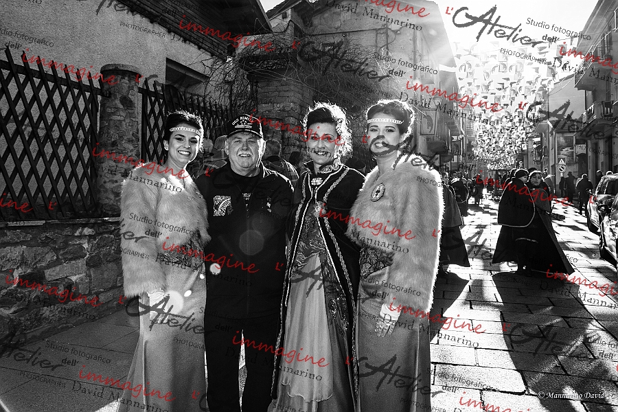 1887_DM3_2085