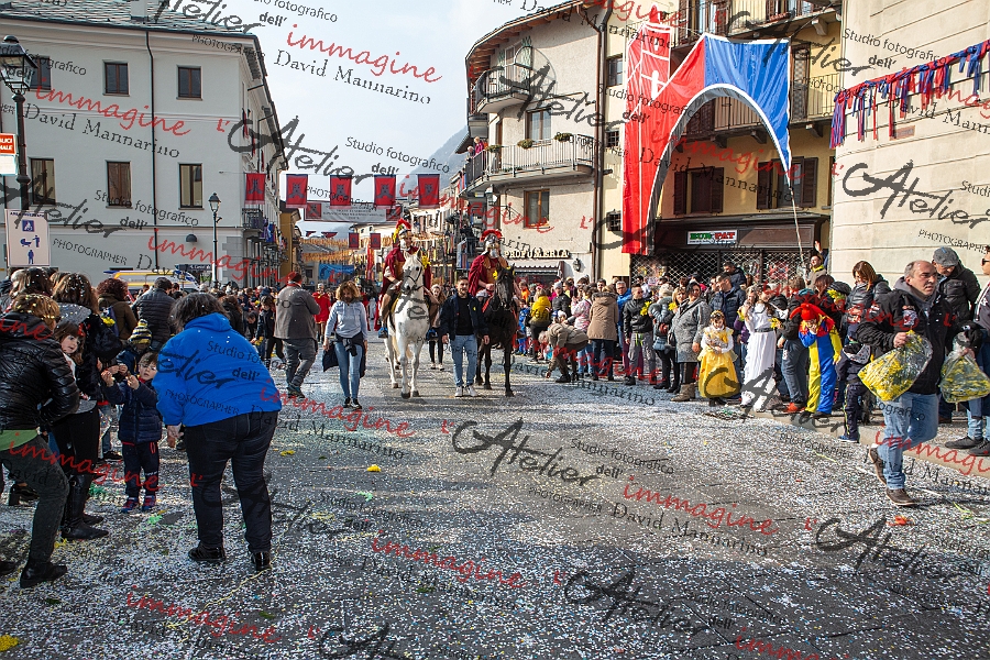 5589_DM3_6915