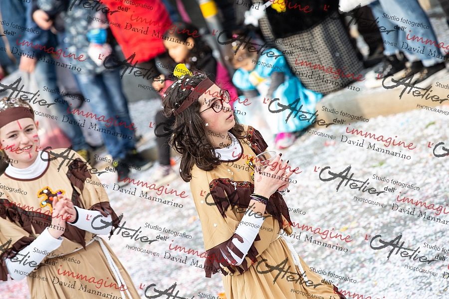 5779_DM3_7142