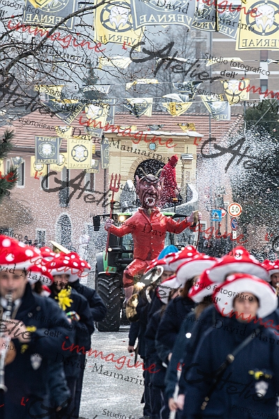 5887_DM3_7276