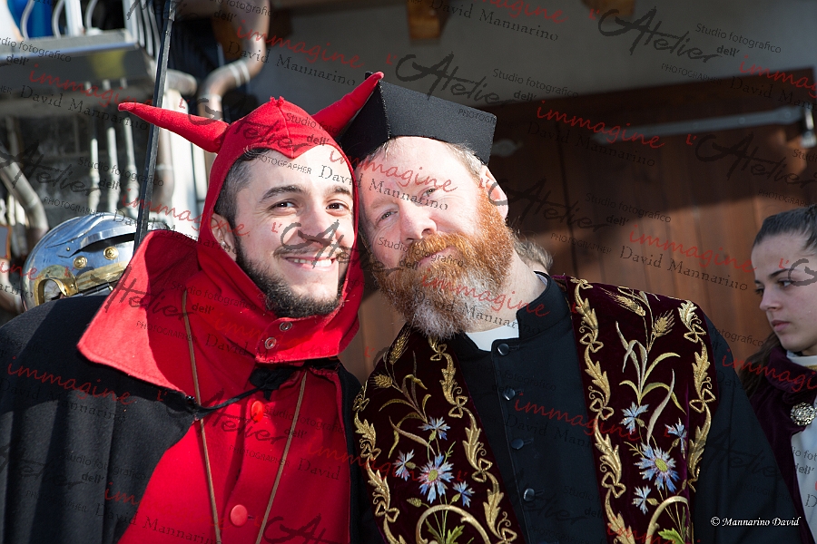 05471_DM3_9635