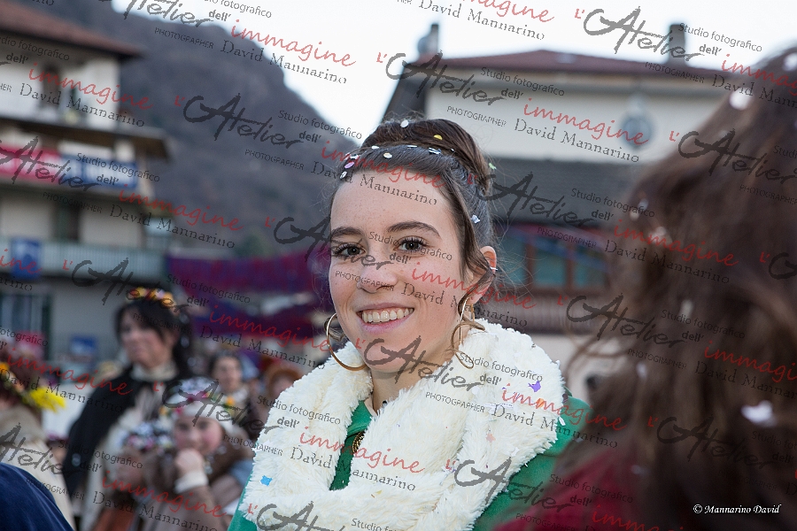 08784_DM3_1805