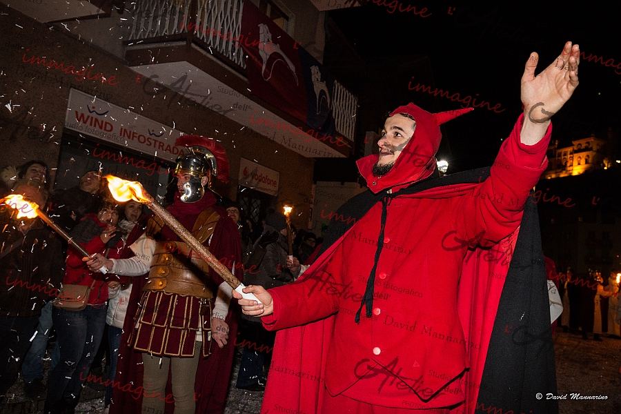 09010_DM3_2198