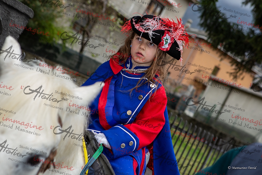 00766_DM3_3372