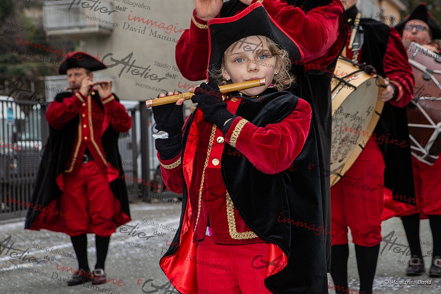 00983_DM3_3677