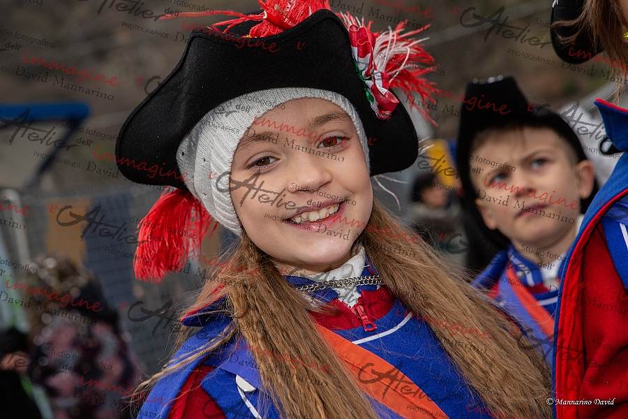 01048_DM3_3766