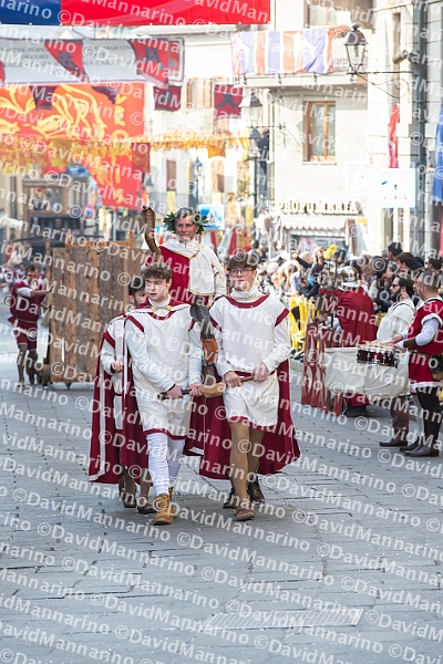 2564-DM3_9292-
