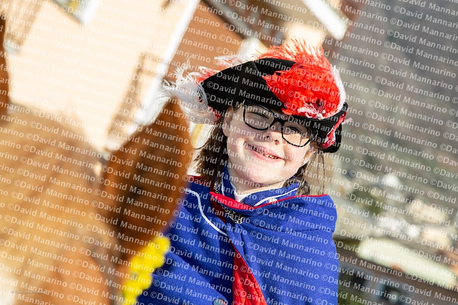 0773-DM3_1081-