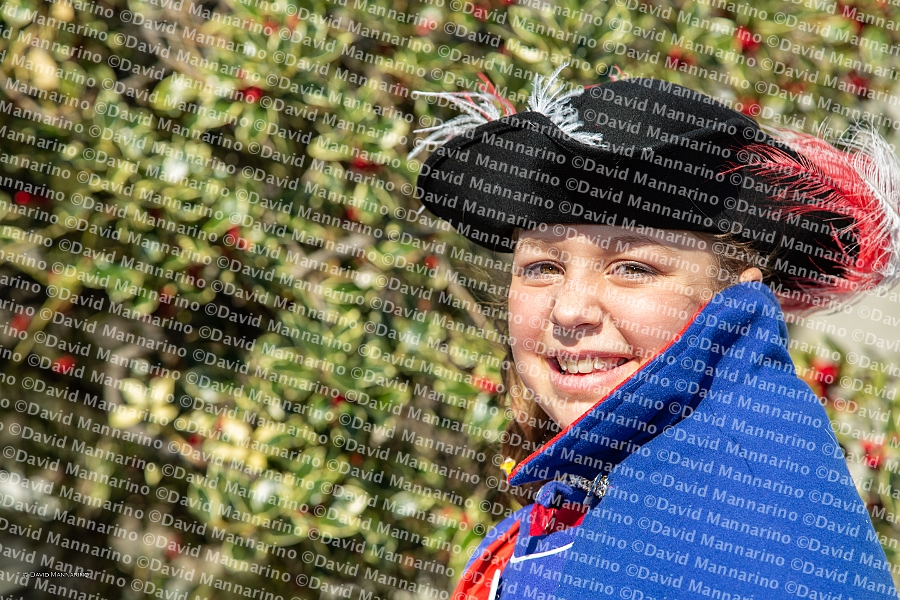 0776-DM3_1084-