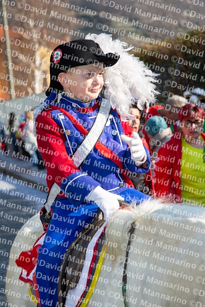 0788-DM3_1099-