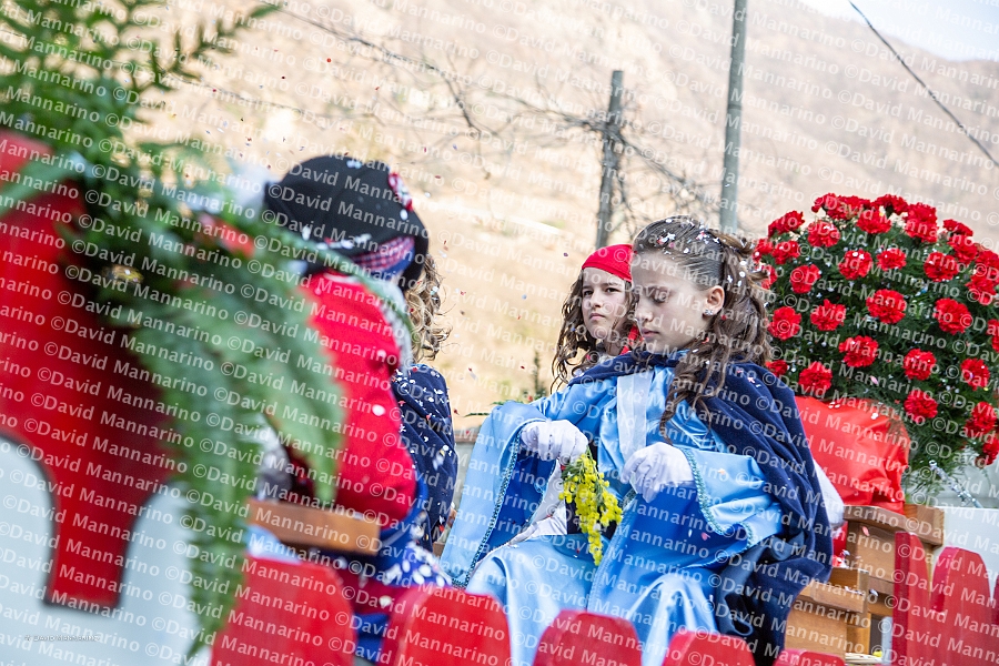 0828-DM3_1159-