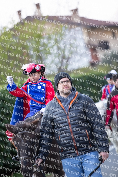 0870-DM3_1213-
