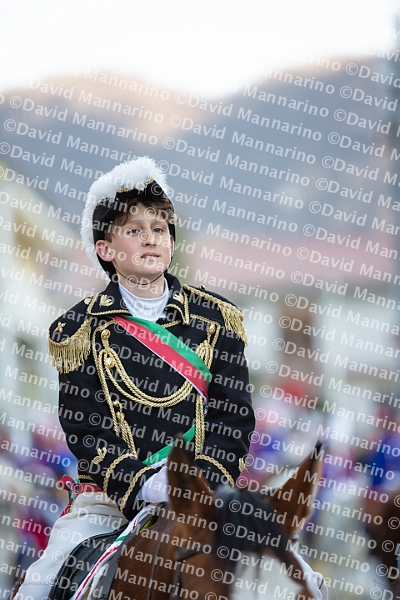 0915-DM3_1279-